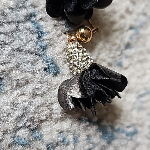 Necklace Fabric Flowers, gold chain, 16" - Picture 4 of 5